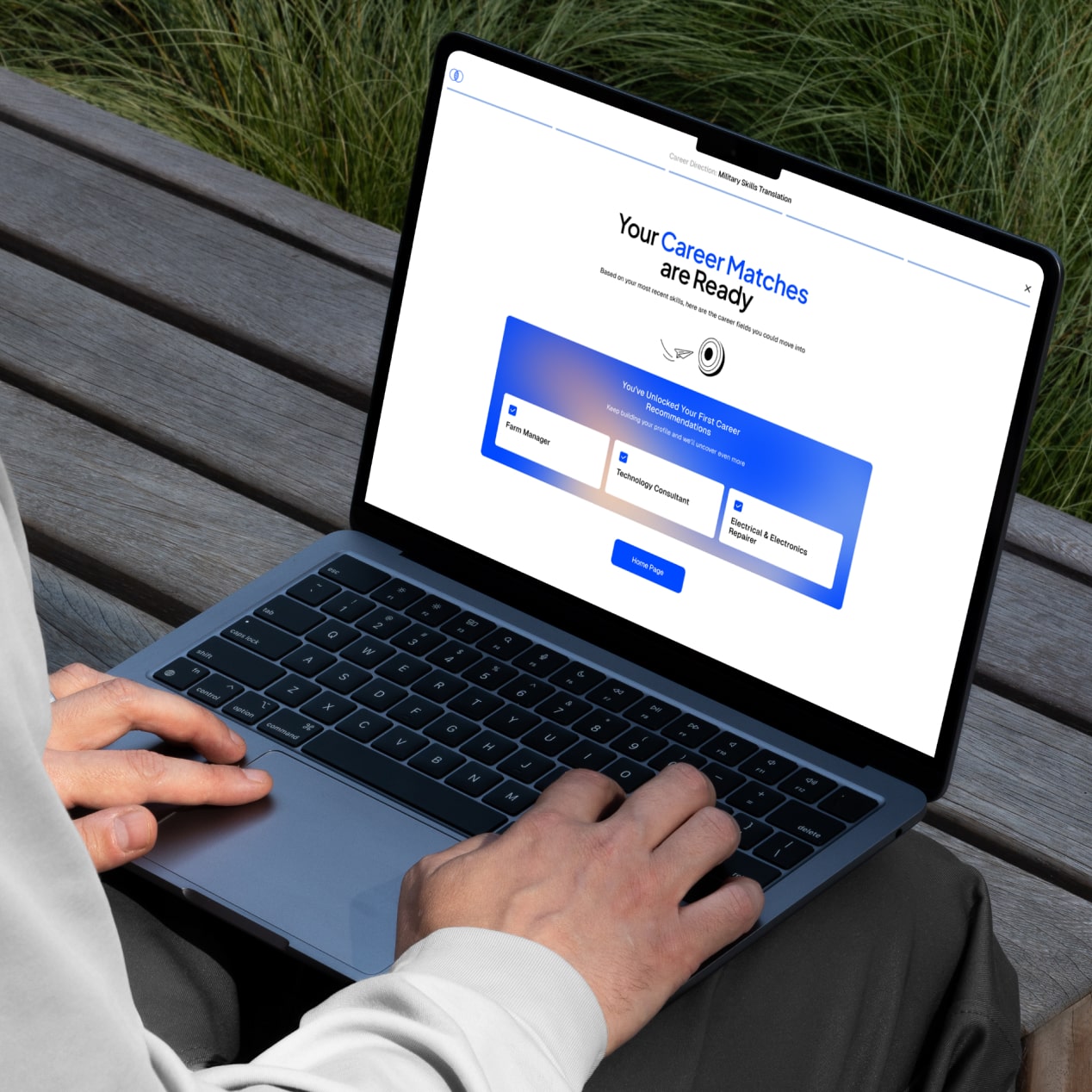 mockup02-min-ezgif.com-jpg-to-webp-converter